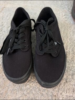 Vans Authentic Shoes (Blackout) 4.0 Boys